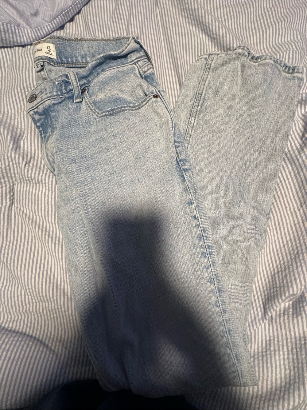 Women’s Light Wash Straight Jeans - Abercrombie and Fitch